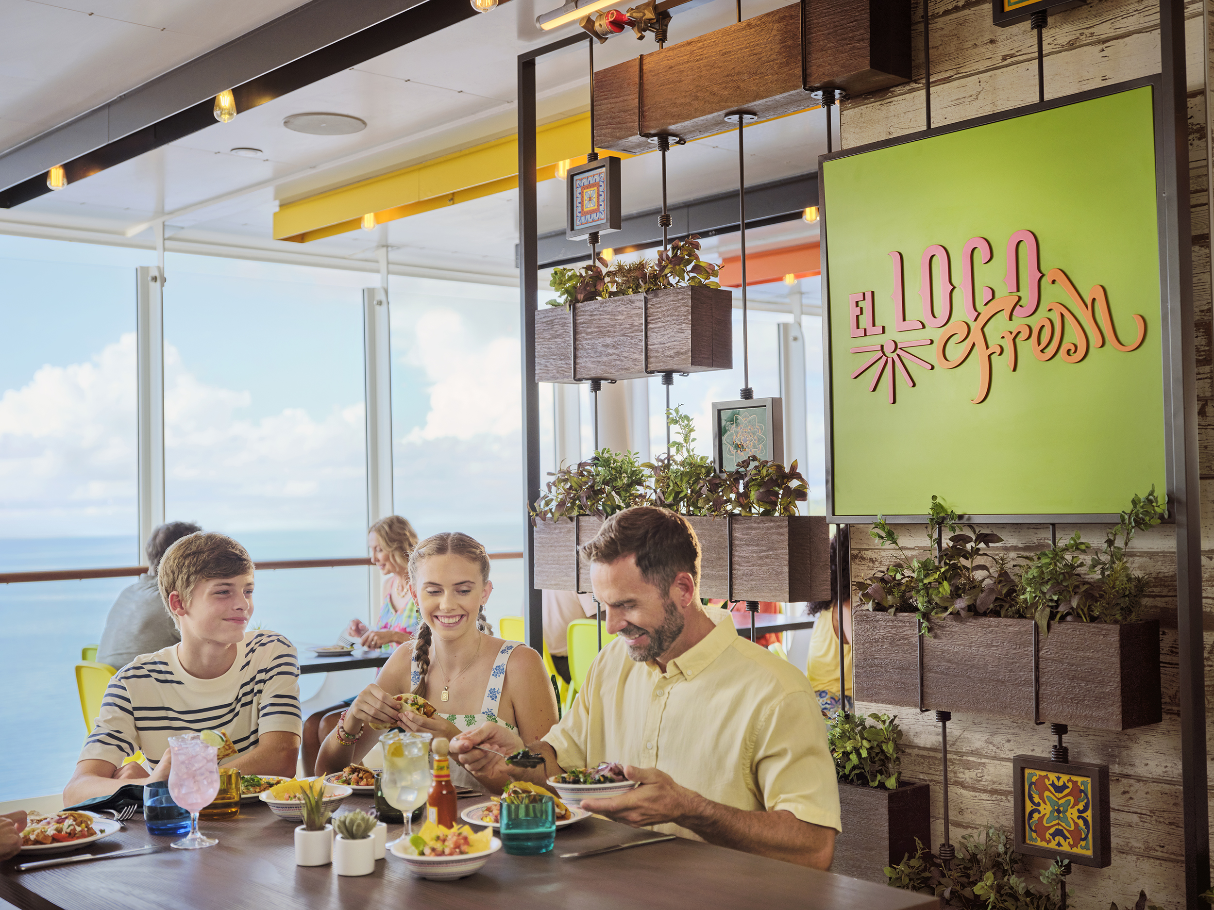Genießen Sie in diesem ungezwungenen mexikanischen Restaurant unglaublich leckere Tacos, Burritos und vieles mehr.