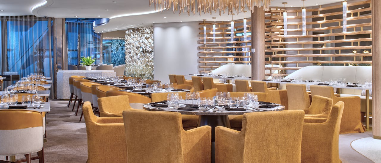 Das asiatische Restaurant "Raw on five"