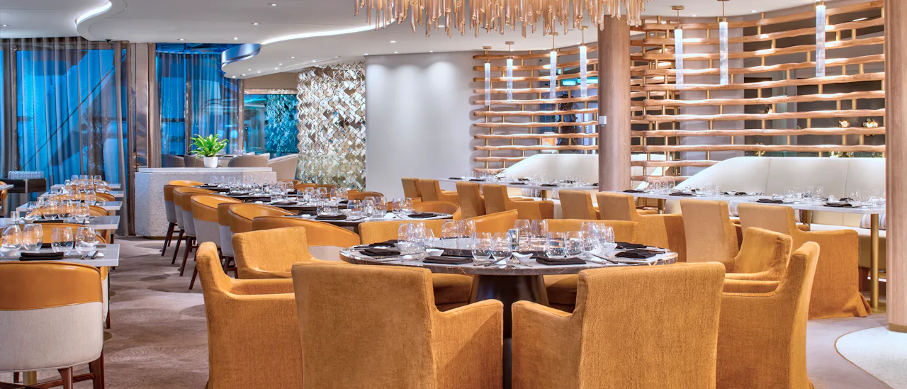 Das asiatische Restaurant "Raw on five"