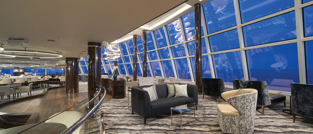 Genießen Sie die Aussicht von der Observation Lounge