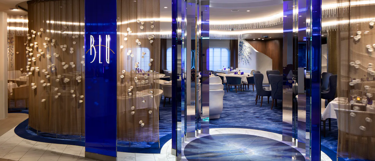 Das Restaurant Blu steht ausschließlich Gästen der Aquaclass-Kabinen zur Verfügung. Blu serviert gesundes Gourmet-Essen.