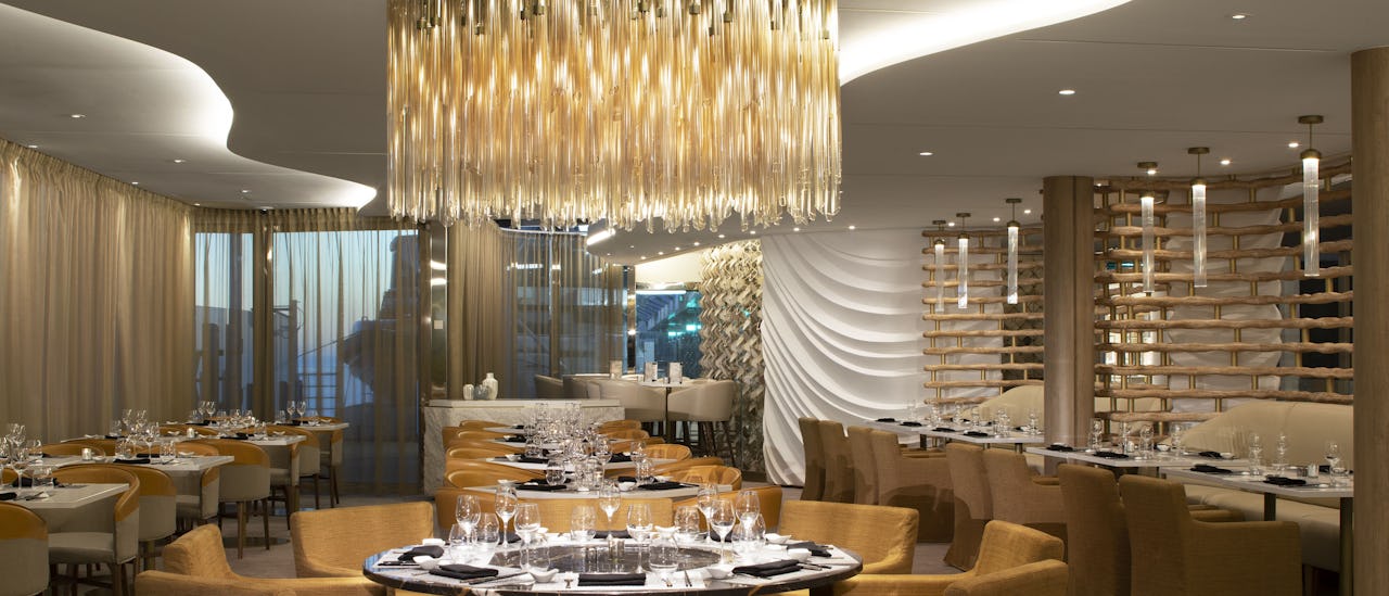 Asiatisches Restaurant Raw of 5