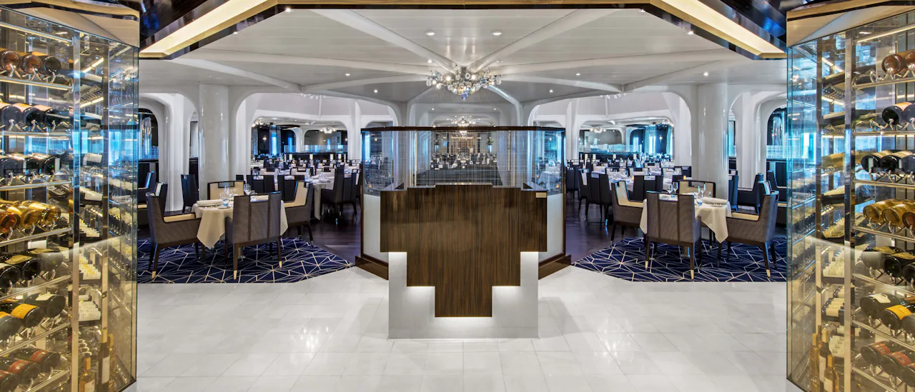 Der Hauptspeisesaal "The Restaurant"