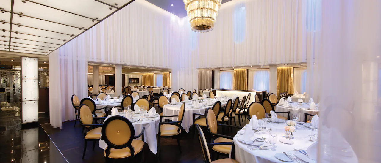 Der Hauptspeisesaal "The Restaurant".