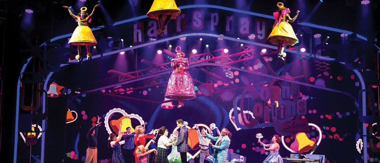 Genießen Sie eine 90-minütige Aufführung von Hairspray, bei der keine Kosten gescheut werden