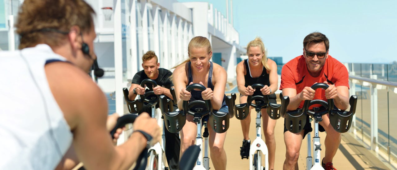 Die Cycling-Kurse finden im Cycling-Raum oder in der Arena statt