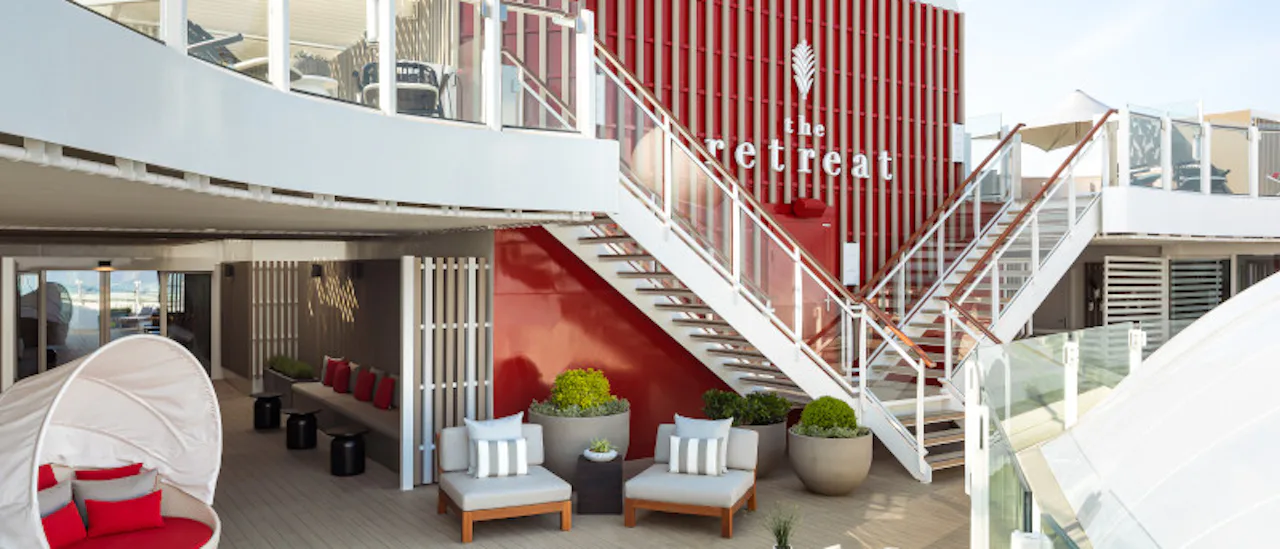 Jeder Suite-Gast genießt den Service eines persönlichen Butlers sowie Zugang zu einem privaten Restaurant und einer exklusiven Lounge im Retreat